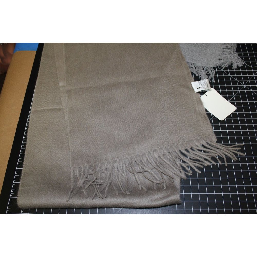 Portolano /Cashmere Scarf / One Size / (Color-Nile Brown )